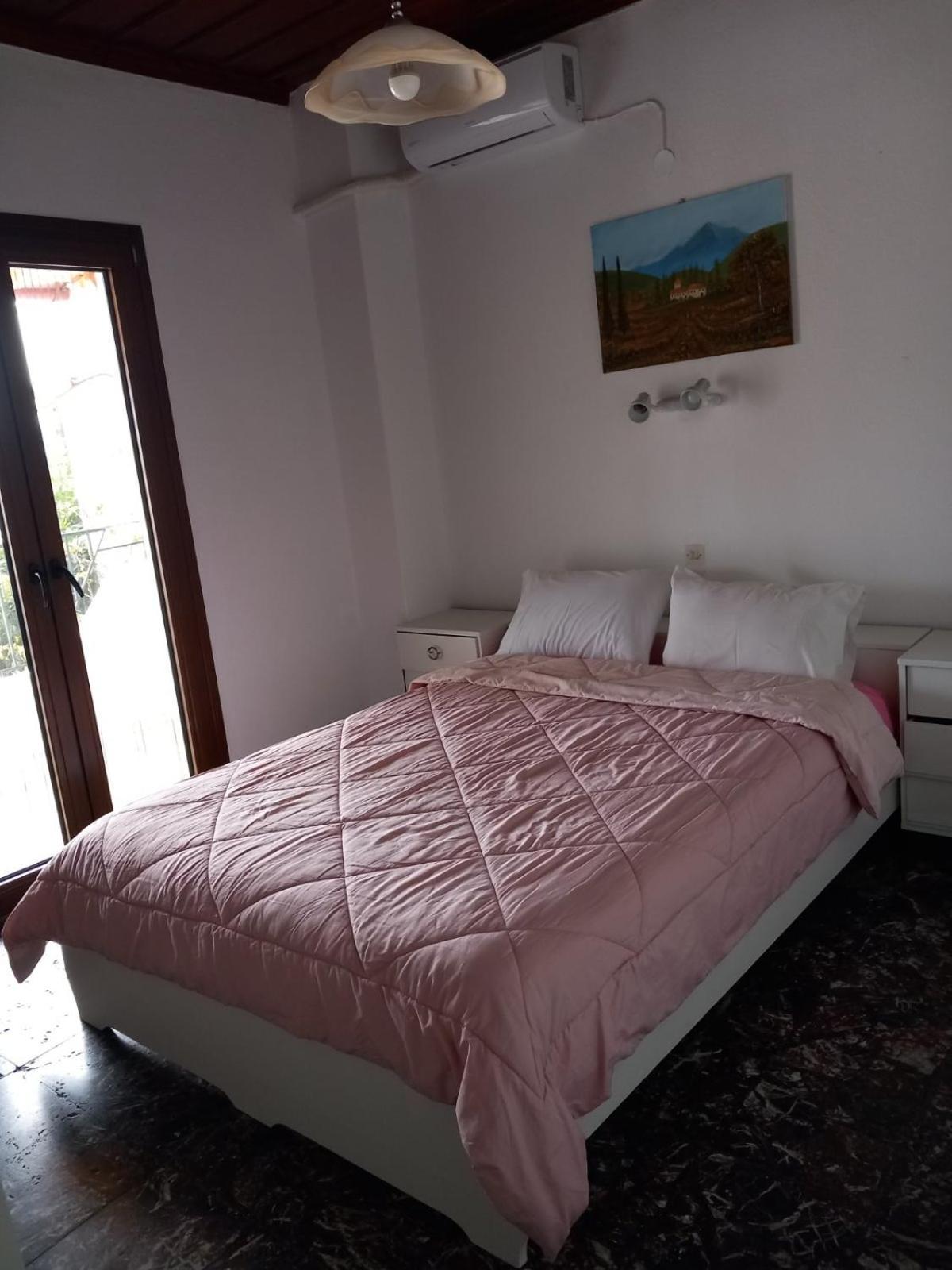 Katerinas Apartmens Скиатос Экстерьер фото