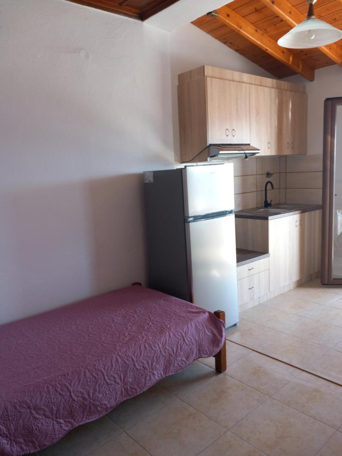 Katerinas Apartmens Скиатос Экстерьер фото
