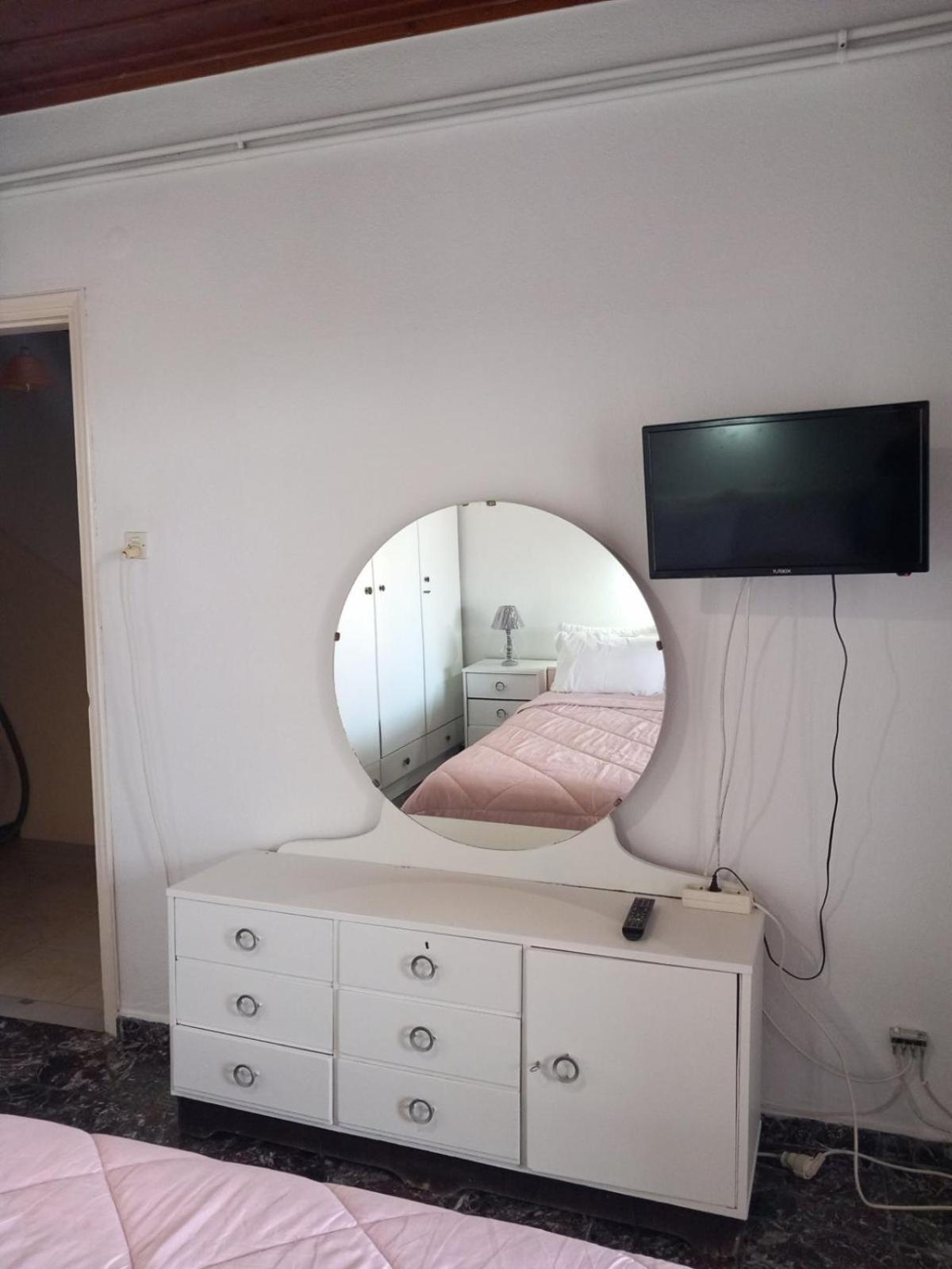 Katerinas Apartmens Скиатос Экстерьер фото
