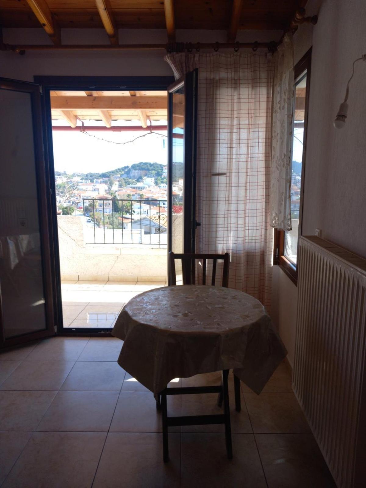 Katerinas Apartmens Скиатос Экстерьер фото