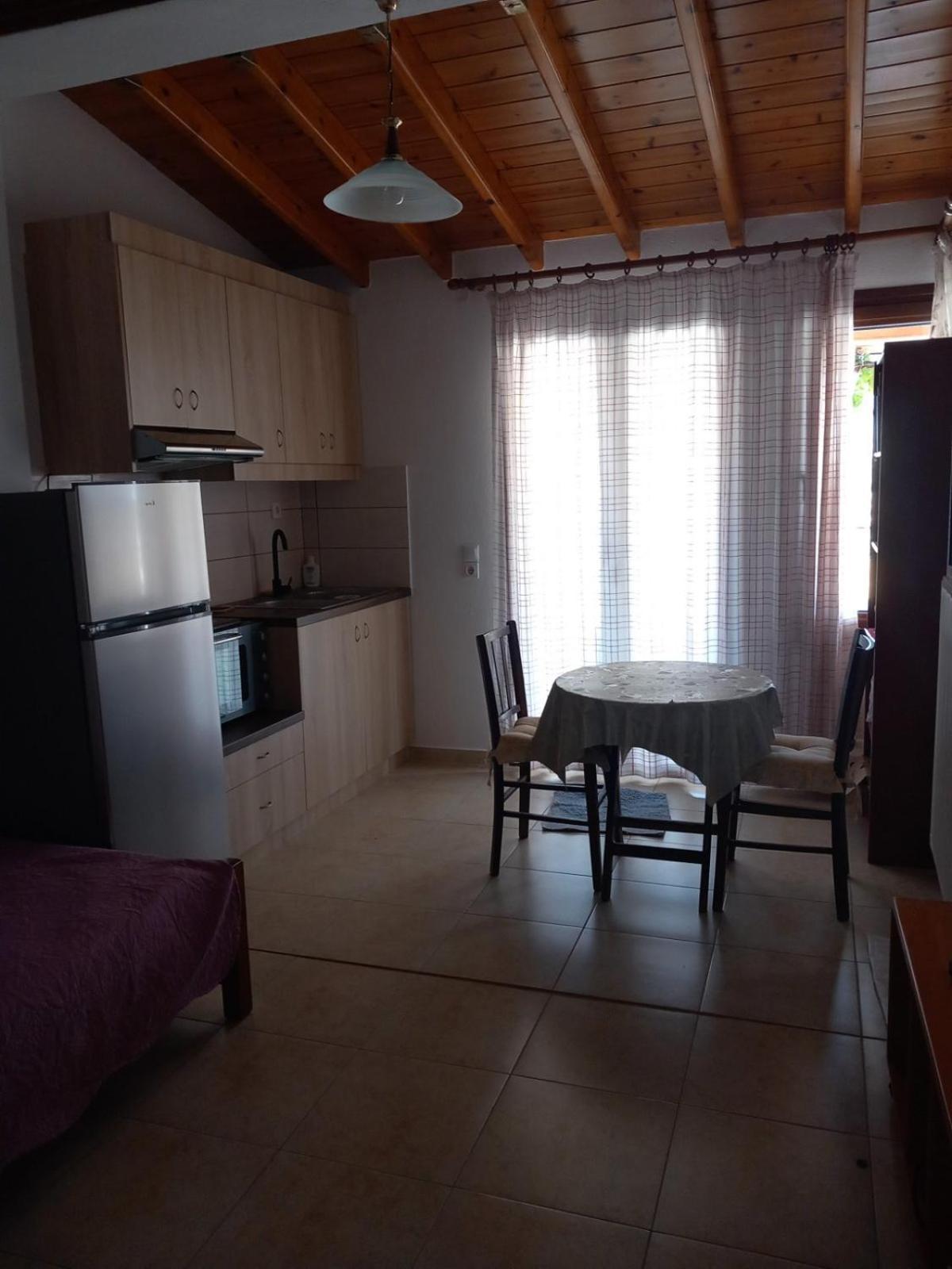 Katerinas Apartmens Скиатос Экстерьер фото