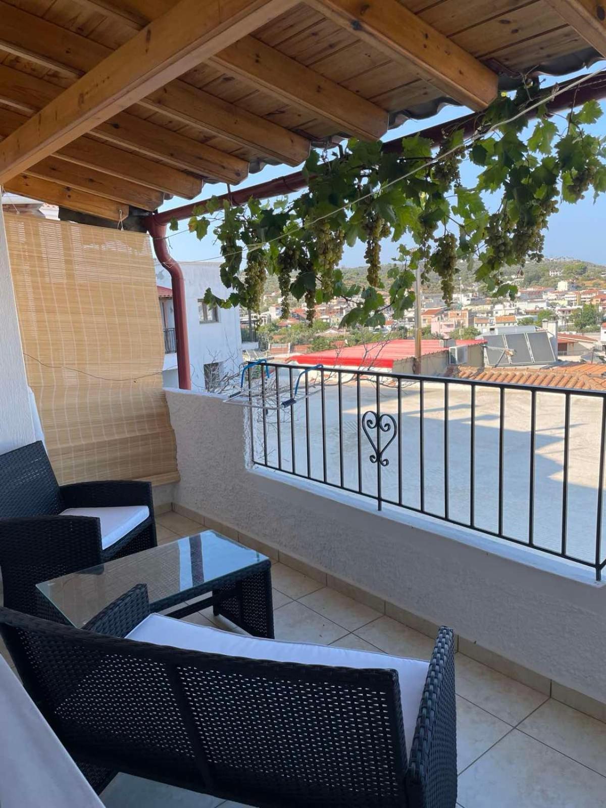 Katerinas Apartmens Скиатос Экстерьер фото